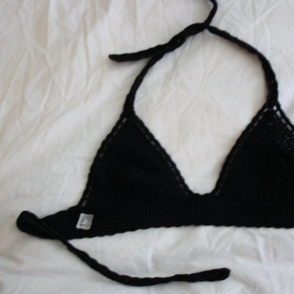 100% Cotton blk crochet halter tie bikini top crop - Picture 4 of 6